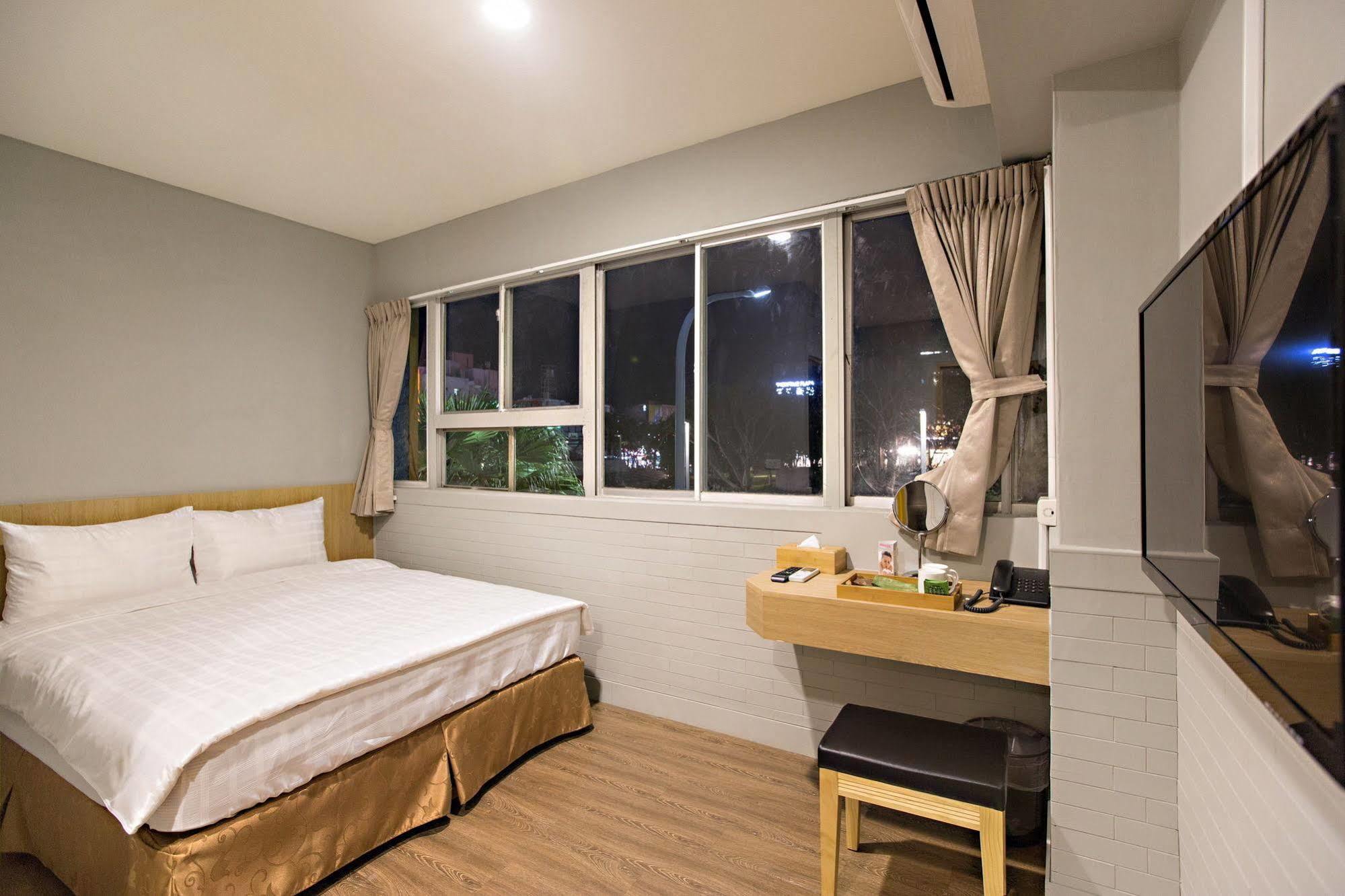 Traveller-Inn Day Moon Hotel T'ai-tung Εξωτερικό φωτογραφία